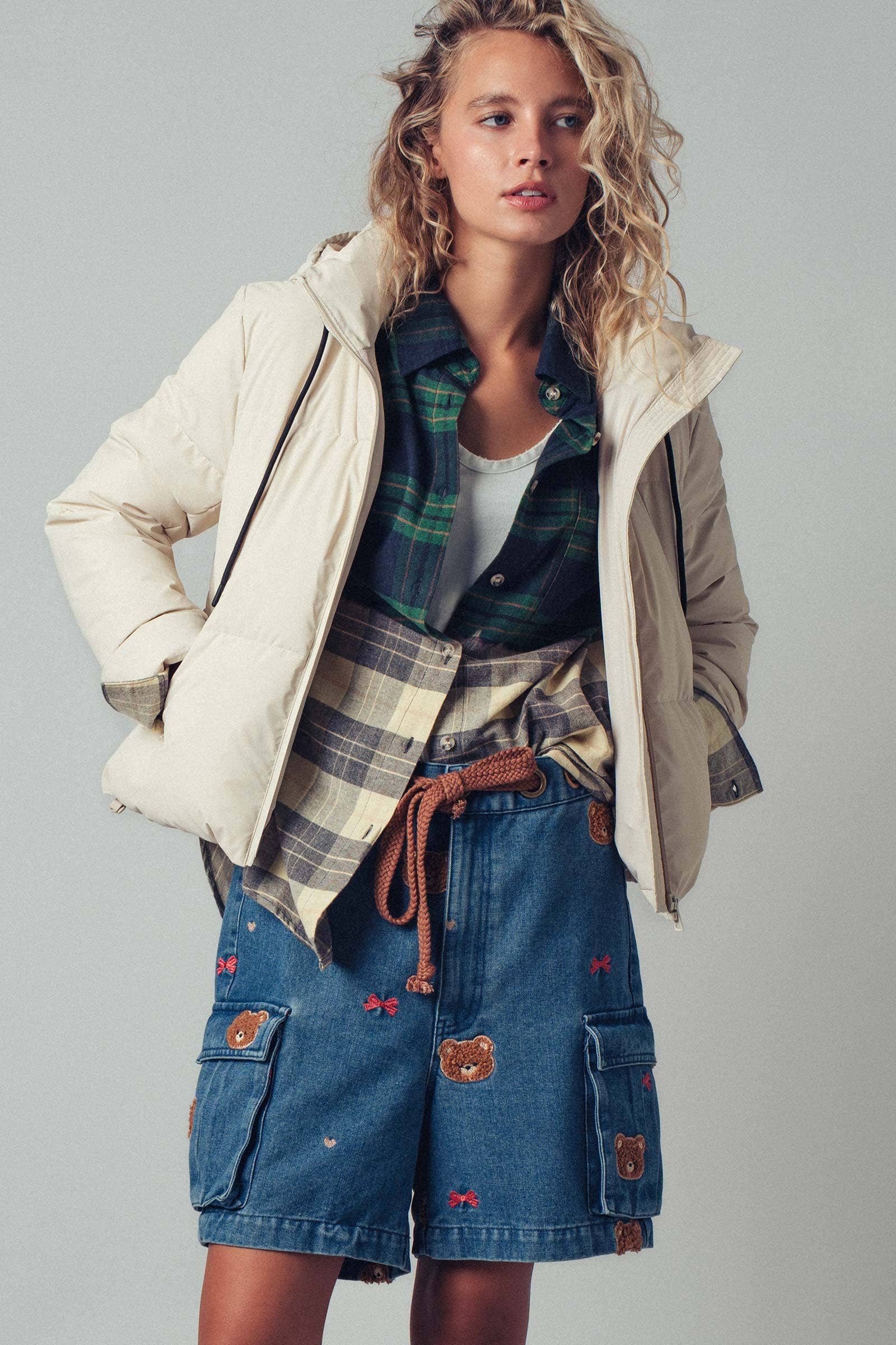 Urban Daizy - Wholesale Puffer Jacket - Women's - Cozy Drawstring Hooded Puffer Jacket12