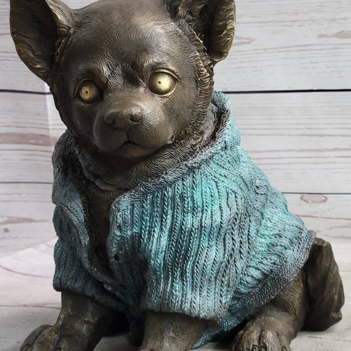 Bronzhaus – wholesale Skulptur – Chihuahua valp hund bär blå tröja brons metall figur skulptur dekoration