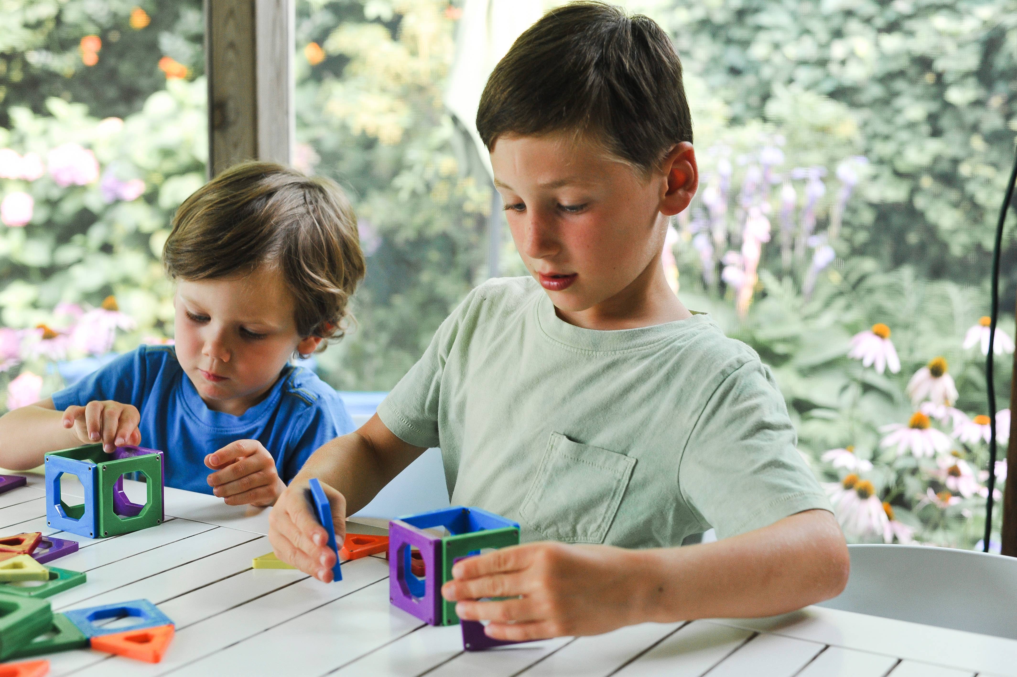 Discovery Toys - Wholesale Building Set - Kids - CONNECTIX MAGNETIC TILES Building Set9