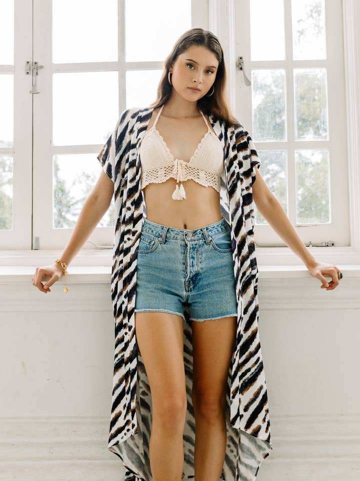 Kimono largo con estampado abstracto de cebra para venta al por mayor de Akosée