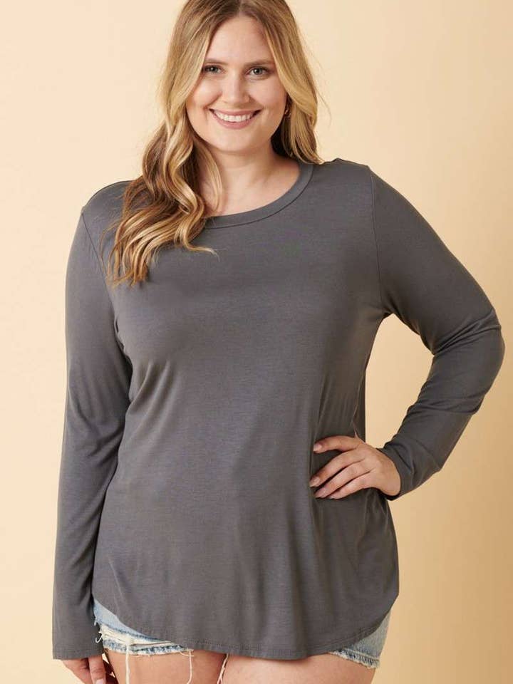 BAMBUS PLUS LANGÆRMET TOP MED RUND HALS for engroshandel hos mittoshop