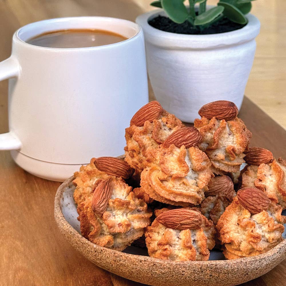 True Delicious - Wholesale Cookie - Italian Almond Cookies - Traditional Pasta di Mandorle4