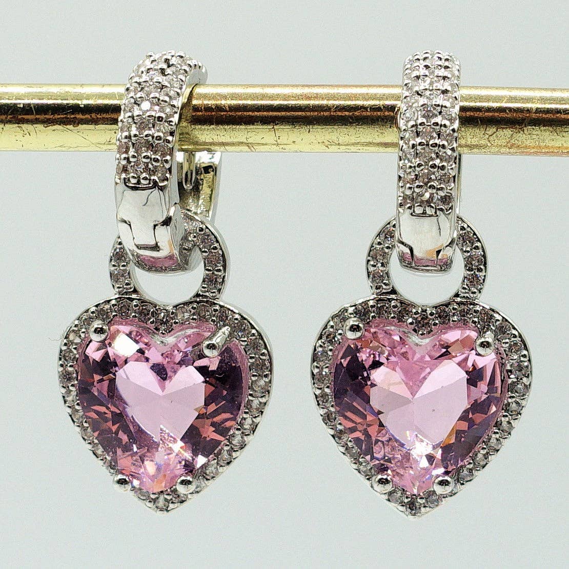 Daemon srls - Wholesale Hoop Earrings - AURORA HOOPS ~ Orecchini mini cerchi zirconati FULL in Cubic Zirconia a forma di cuore15