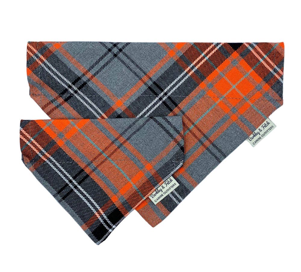 Barkley and Fetch - Wholesale Hondenbandana - Hond - Oranje en grijze tartan hondenbandana3