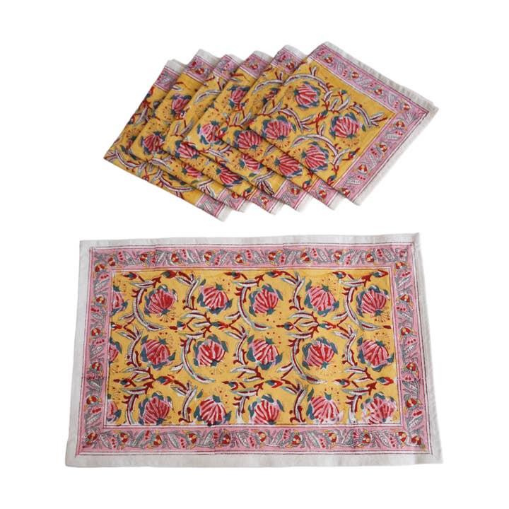 "Indi yellow" placemats and napkins for wholesale by Claire Beaugrand
