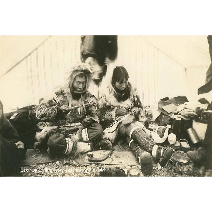 Found Image Press - Wholesale Postcard - Postcard AK-147 Eskimos Driling Ivory