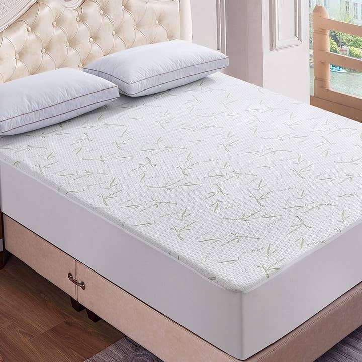 Lux Decor Collection - Wholesale Mattress pad/protector - Bamboo Mattress Protector – 100% Waterproof – Mattress Cover5