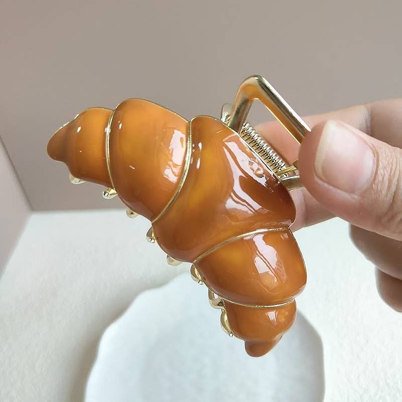 Tourtiwi - Wholesale Hair Clip - Women's - Chic Croissant - Shaped Aolly Hair Clips0