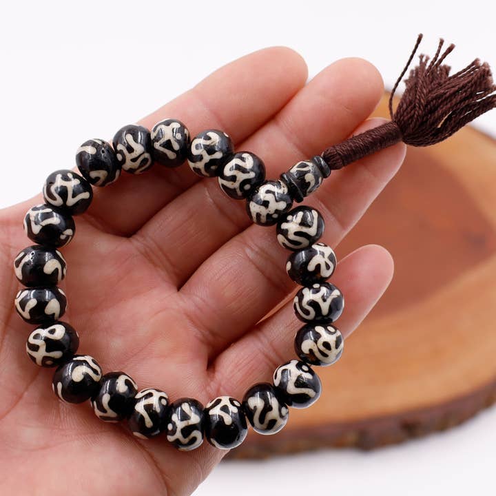 Tibetisches Meditationsknochen mit 21 Perlen für das Handgelenk, für den Großhandel von Lungta Imports