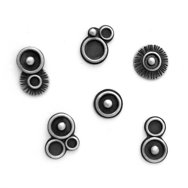 Orbital Studs för wholesale av Erin Austin Design