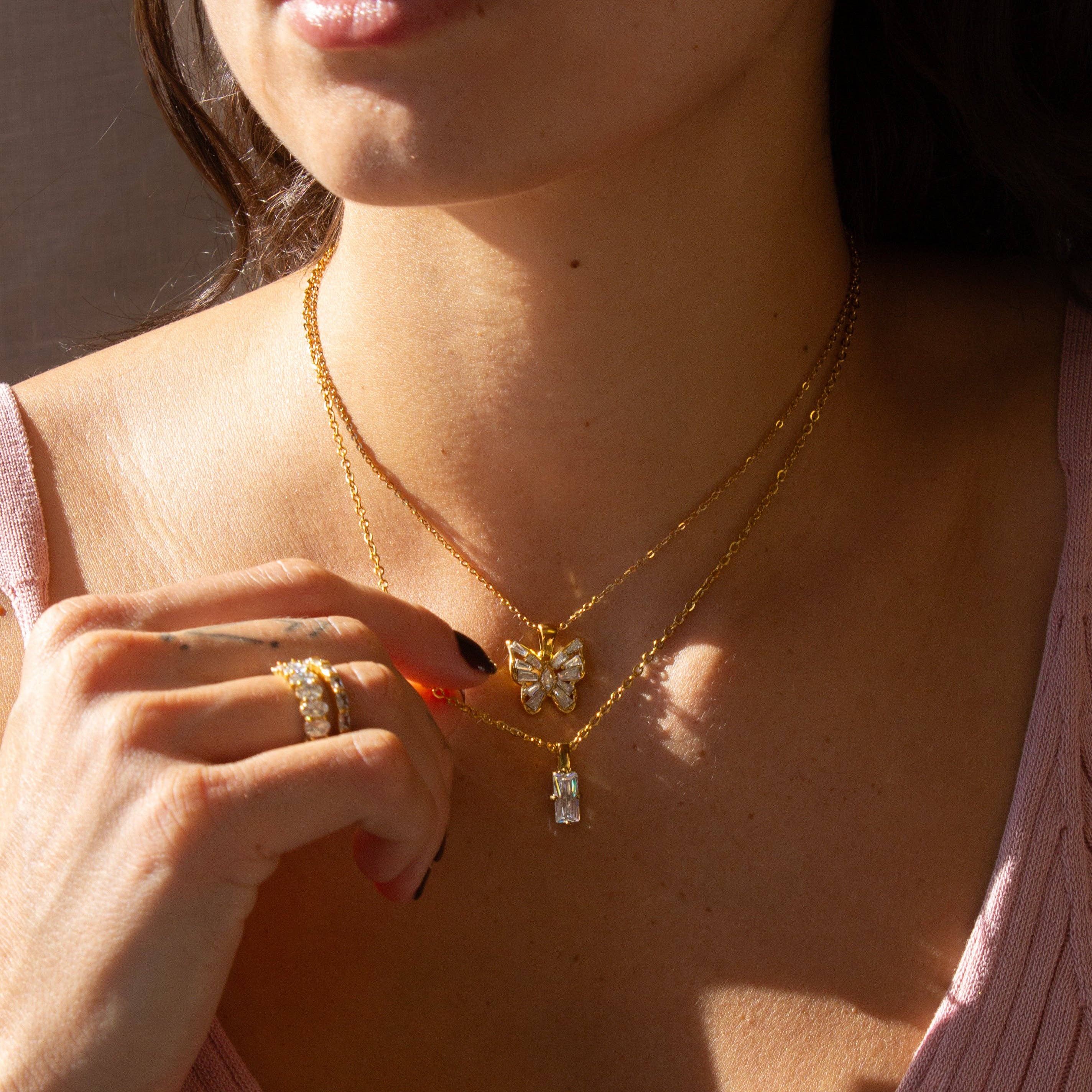 CARIS Jewelry - Wholesale Pendant/Charm Necklace - Vivian Baguette Pendant Necklace4