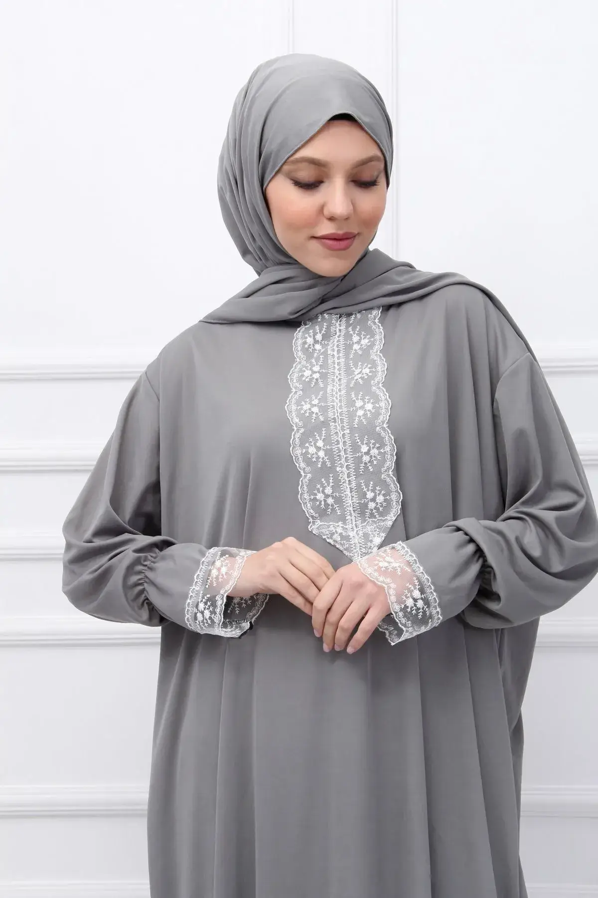 Meyran - Vente Hijabs – femme - Robe abaya saisonnière avec foulard intégré - options de couleur7