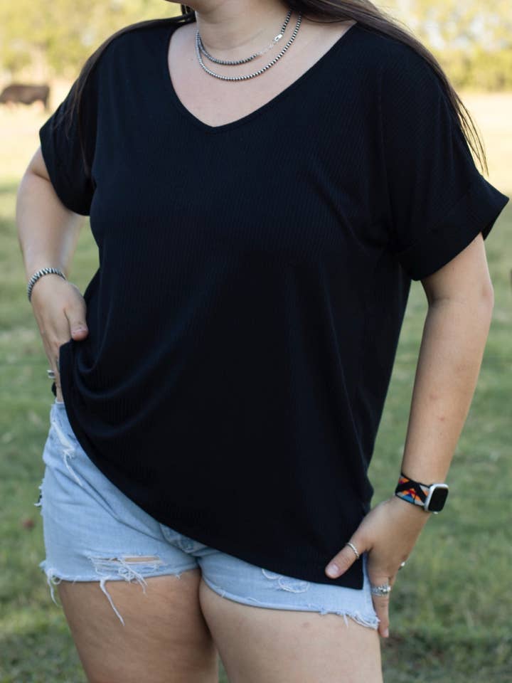 Malibu Plus Top // Nero per la vendita all'ingrosso da parte di Tipsy Cowpoke