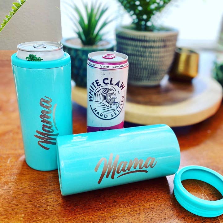 Mama mager kan Koozie för wholesale av Hella Shirt Co.