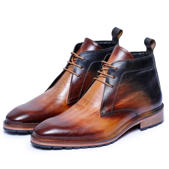 Bottes Chukka Classiques - Fauve pour la vente par The Royale Leather