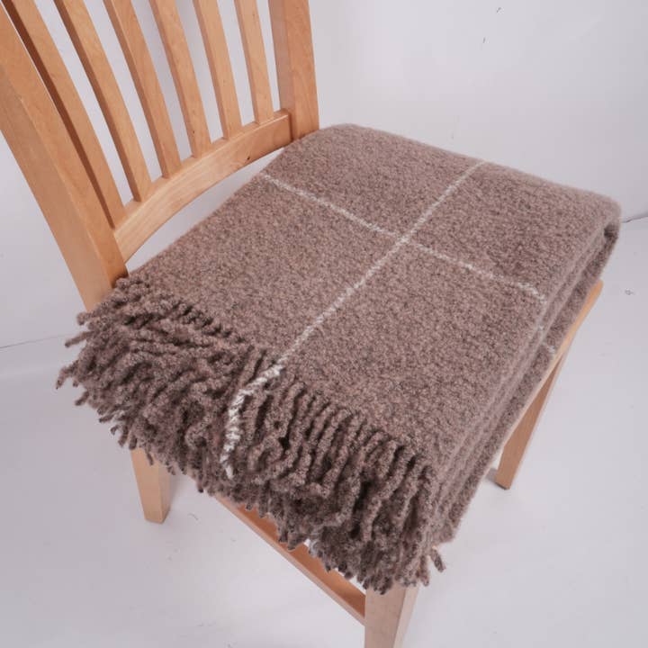 Wool Blanket - Teddy boucle - brown squares for wholesale by NorraVilla
