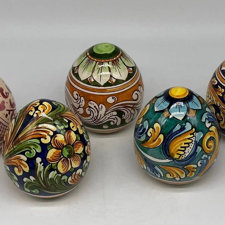 DD Ceramiche Siciliane - Wholesale Decorative Tabletop Object - Hand-painted Ceramica Caltagirone Easter eggs (various sizes and decorations)9