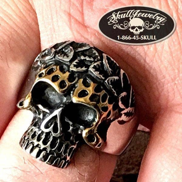 'Magna Victoria' 2-Tone Skull Ring (596) for wholesale by SkullJewelry.com