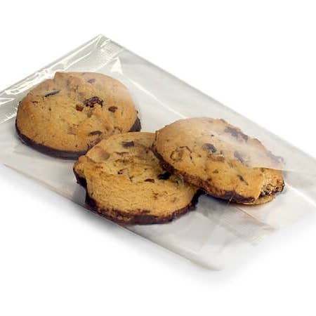 Biodegradable 1.6 Mil Heavy Weight Clear Cello Treat Bags for wholesale on Faire1