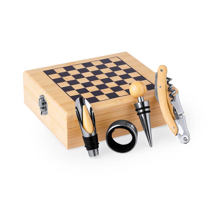 Espacio Solidario - Wholesale Wine Tool Set - WINE AND CHESS1