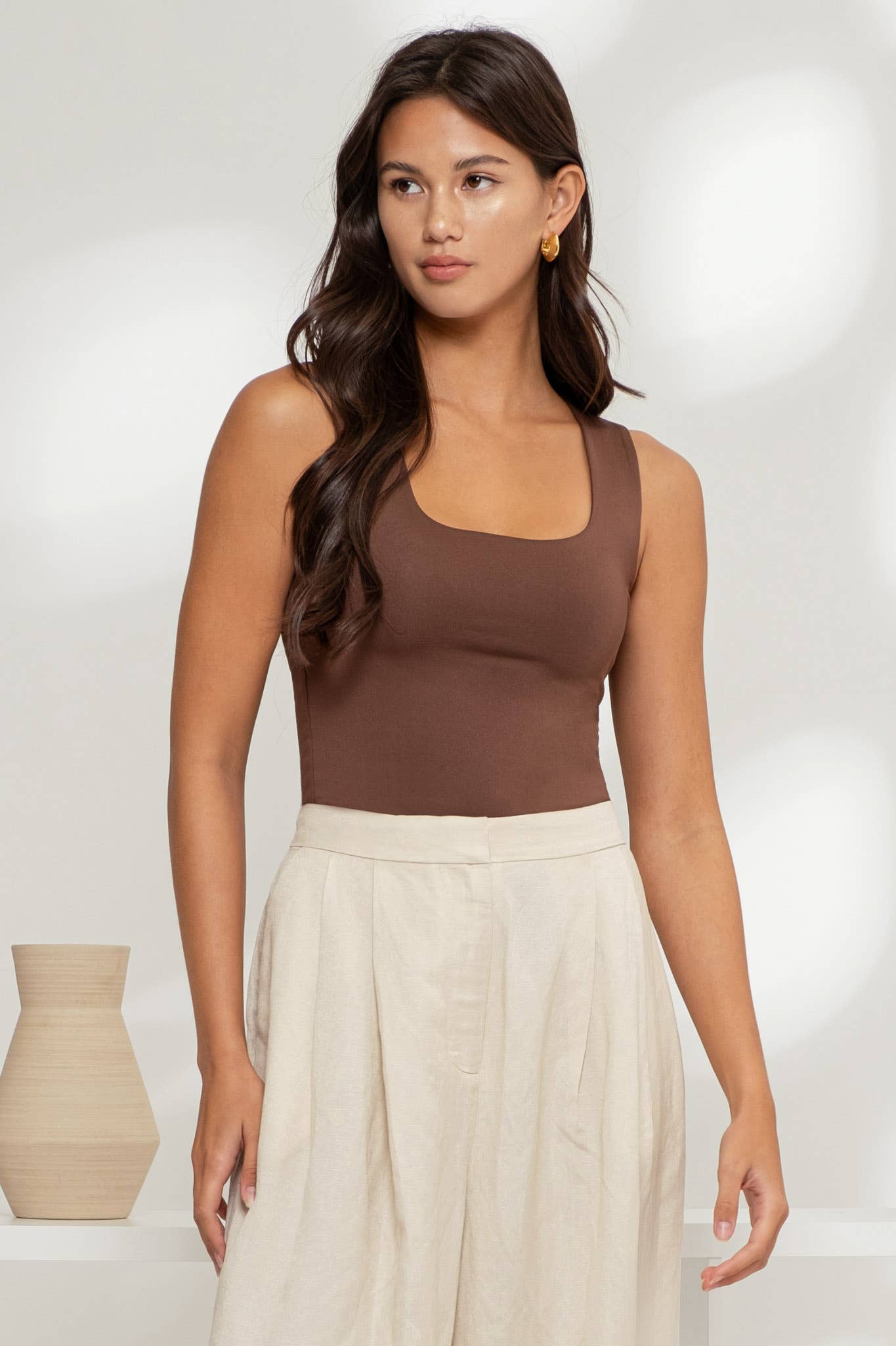 The Workshop Studio - Wholesale Knit Top - Women's - REVERSIBLE SCOOP NECK SLEEVELESS KNIT TANK TOP21