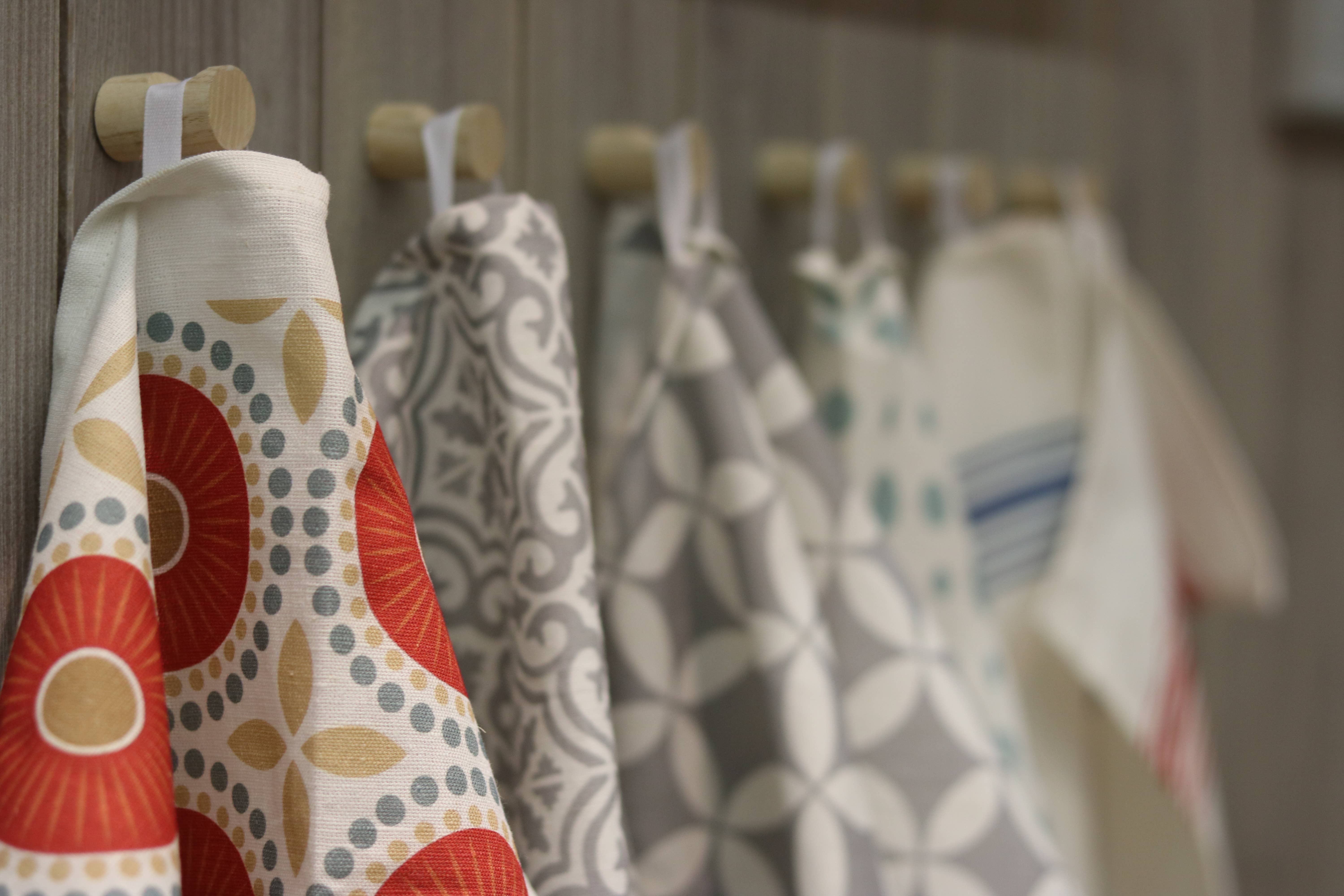 Hugodesign - Wholesale Coat Rack - Hanger Small Box1