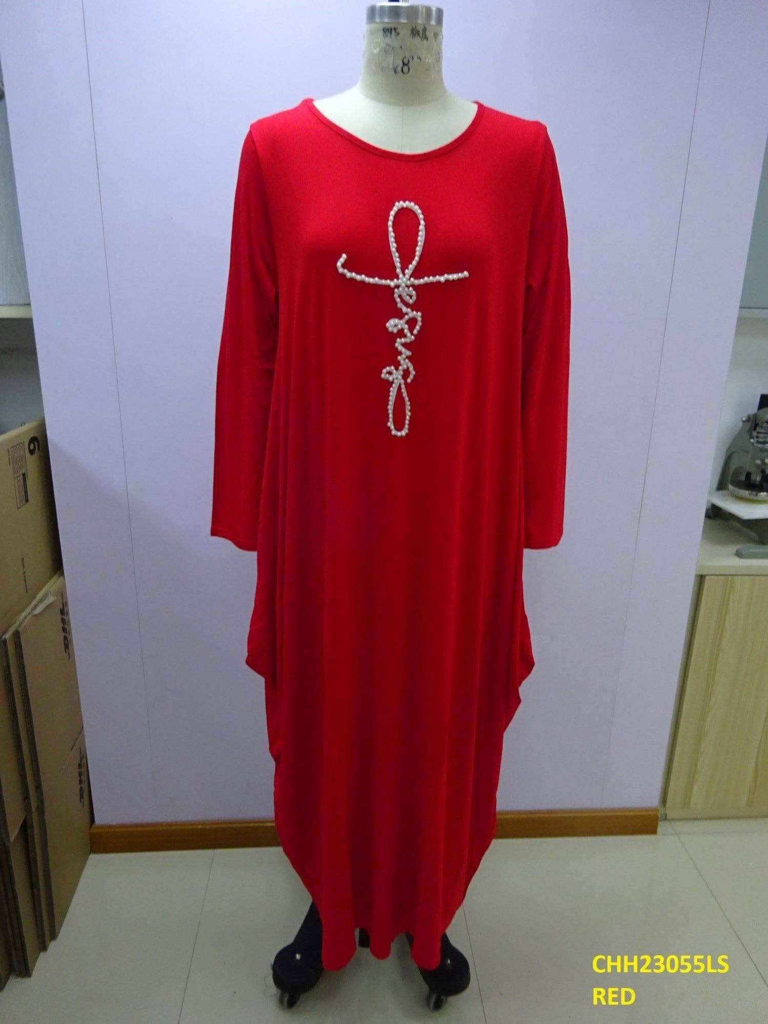 Surtido 23055 Vestido maxi elegante con perlas «JESUS» para mujer de venta al por mayor en Faire6