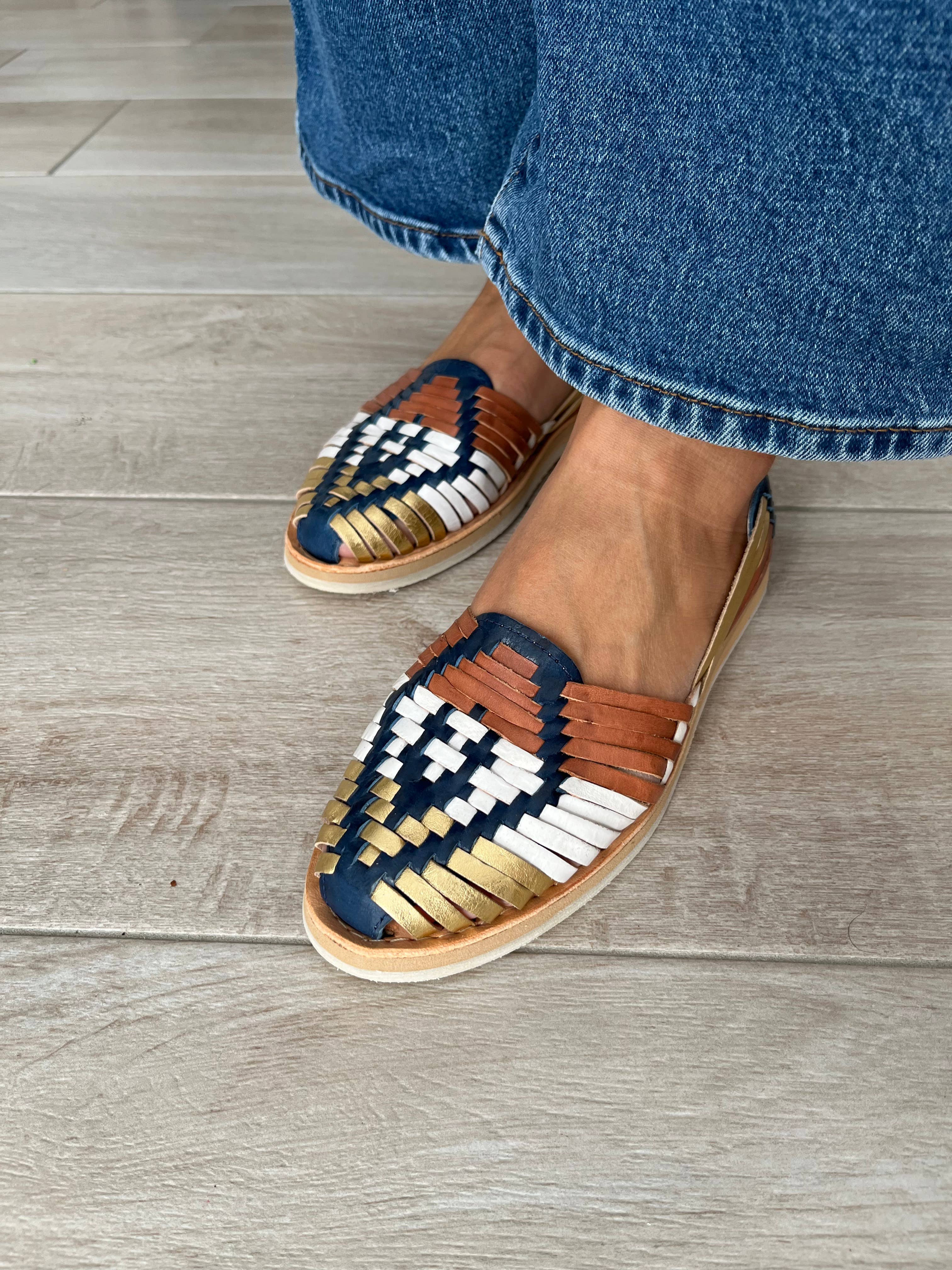 MyMexicanHome - Wholesale Sandals - Women's - Handmade Leather Huarache Sandals for Women | PFLAUME3