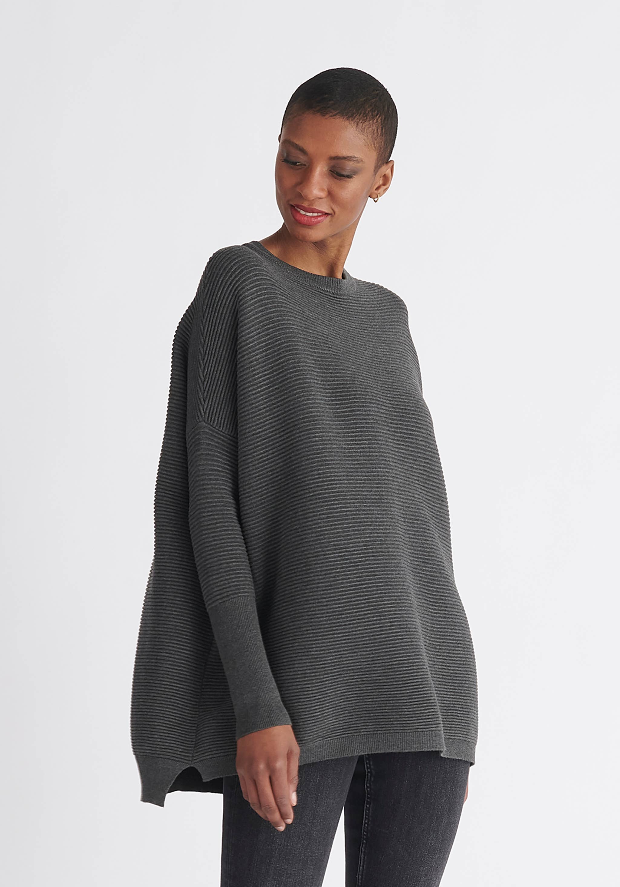 Paisie – wholesale Pullovertröja - Dam – Paisie ribbad tröja med lös passform6