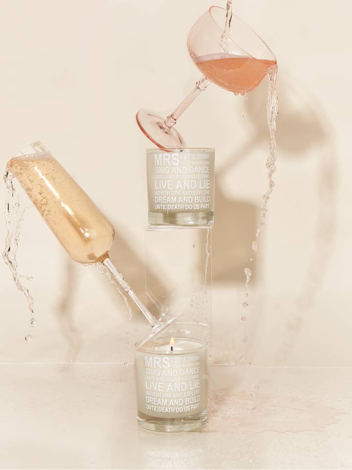 Hochzeitskollektion | 11oz Mrs. & Mr. Poem Sojakerzen für den Großhandel von Wax Buffalo Pure Soy Candle Co.