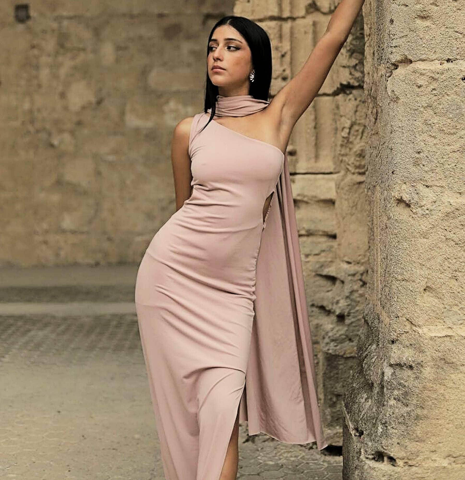 Bombon Spain - MIlagros Pedregal - Wholesale Dress - Women's - Abril Pink Nude Dress8