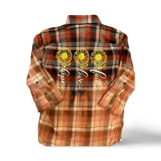 Camisa de Flanela Desgastada com Margaridas, Caules, Esperança, Amor, Fé por atacado de Granny & Grandpa's Custom Creations