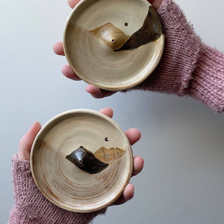 Hannah Bigley – wholesale Candle holder – Mountain Incense Holder - Stoneware Ceramic4