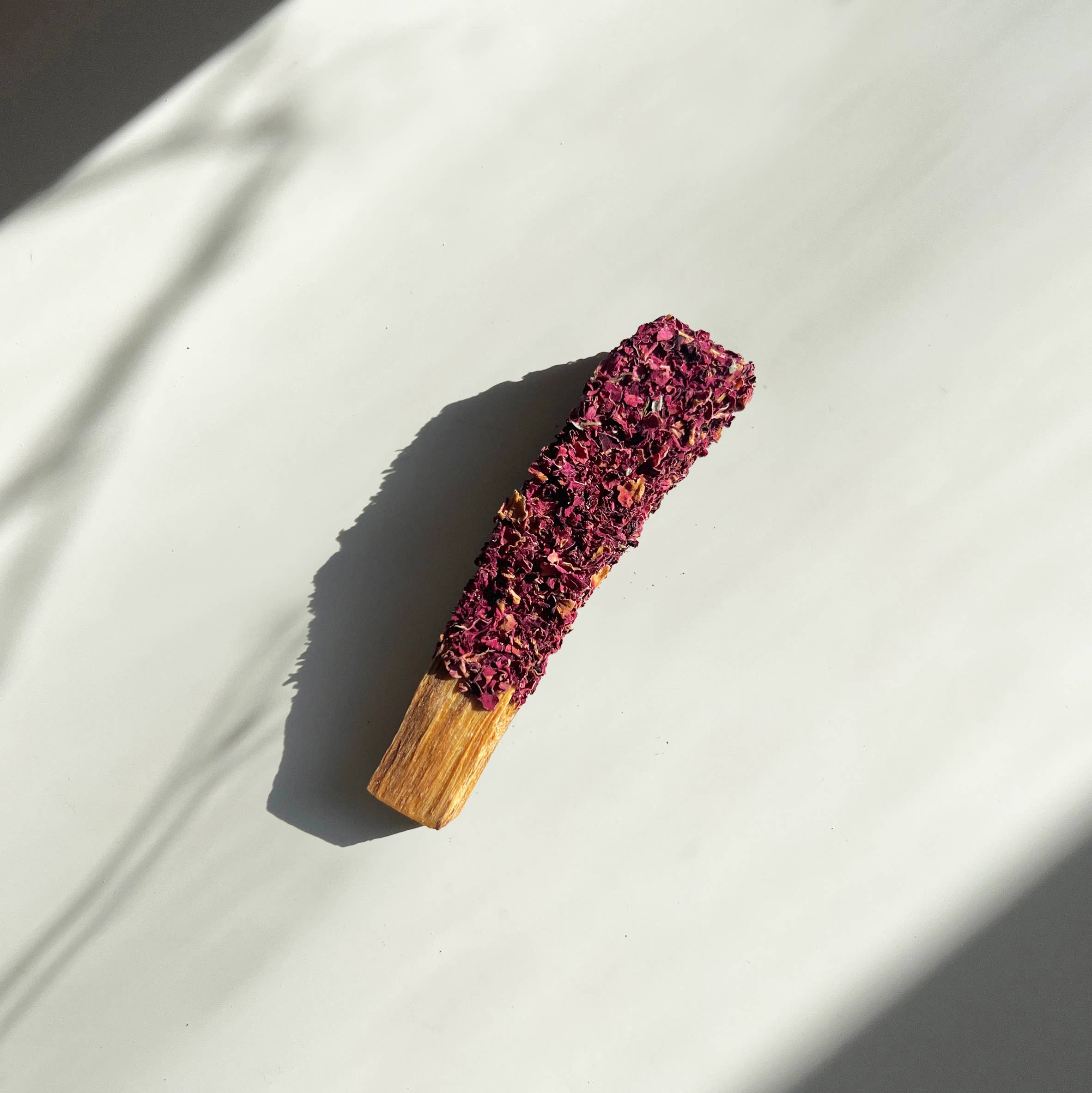 Aurora Craft - Wholesale Incense - Palo Santo with Rose Petals