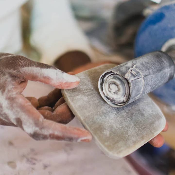 The African Home Goods - Wholesale Coasters - PURE BRASS & ANKOLE HORN COASTER SET OF 41