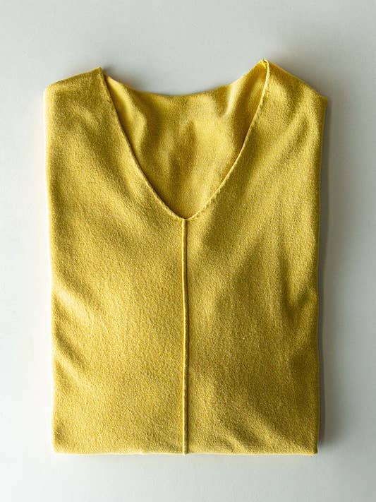 Urban Daizy - Wholesale Knit Sweater - Women's - Elegant V Neck High Low Tunic Long Sleeve Casual Sweater