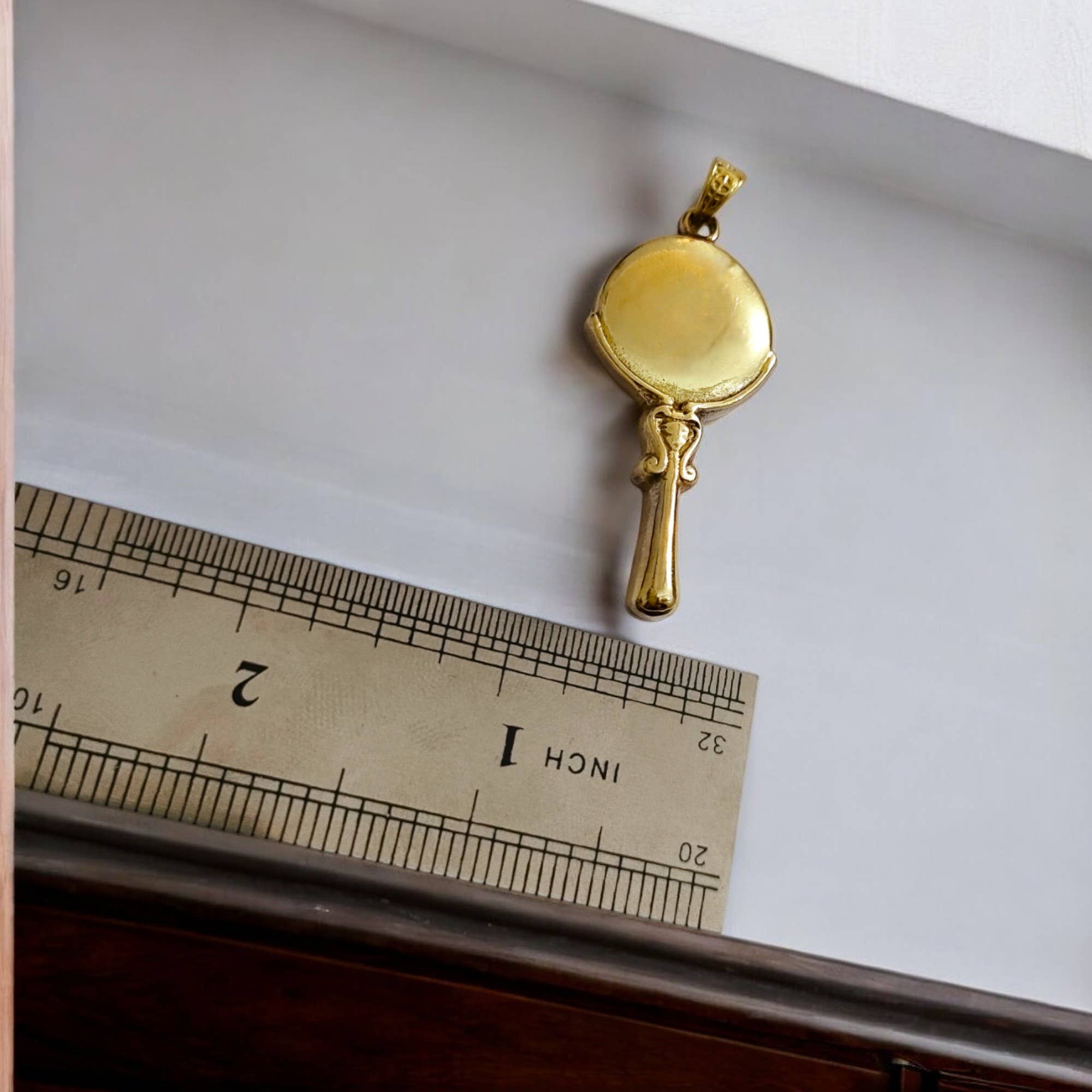 ALADDIN'S LAMP JEWELRY - Wholesale Pendant/Charm Necklace - Goddess Hathor Mirror Gold Pendant only2