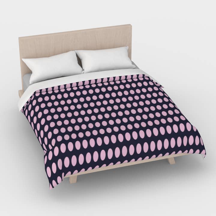 Housse de couette à pois bleu marine et rose 🇨🇦 pour la vente par The Wheaten Store