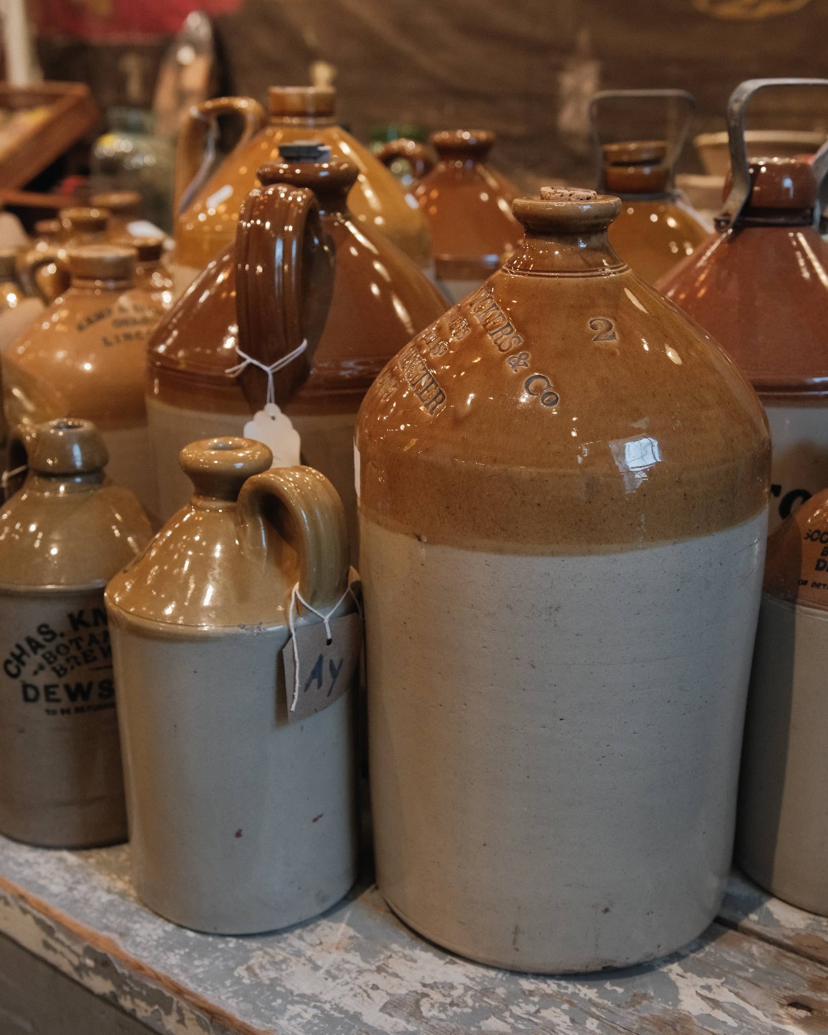 Golden Oldies Antiques - Wholesale Kan - Rustieke aardewerken kruiken uit Engeland - Boerderij botanische decoratie2