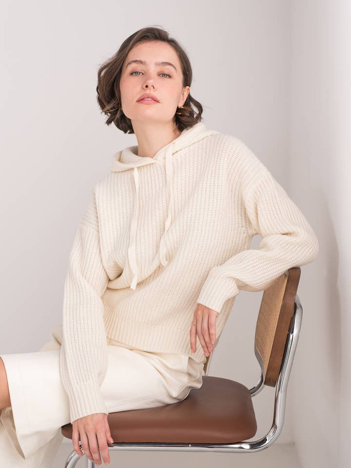 4-ply cashmere hoodie for wholesale by jw.atelier