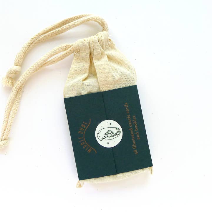 Middle Dune - Venta al por mayor Cartas del tarot - Baraja Oracle del Gabinete de Curiosidades