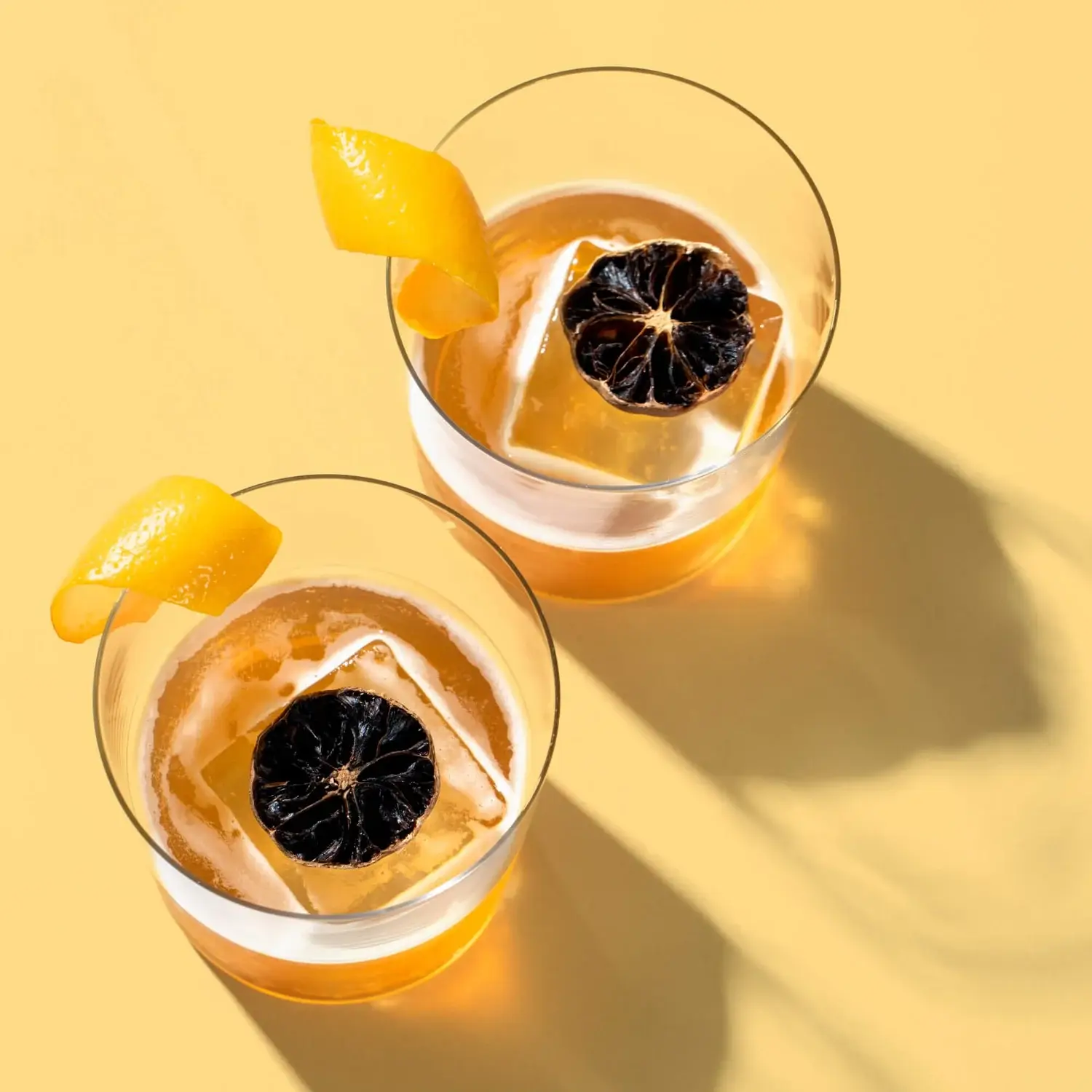 Rishi Sparkling Botanicals - Wholesale Soda/Carbonated Drink - Black Lemon Sparkling Botanicals by Rishi Tea3