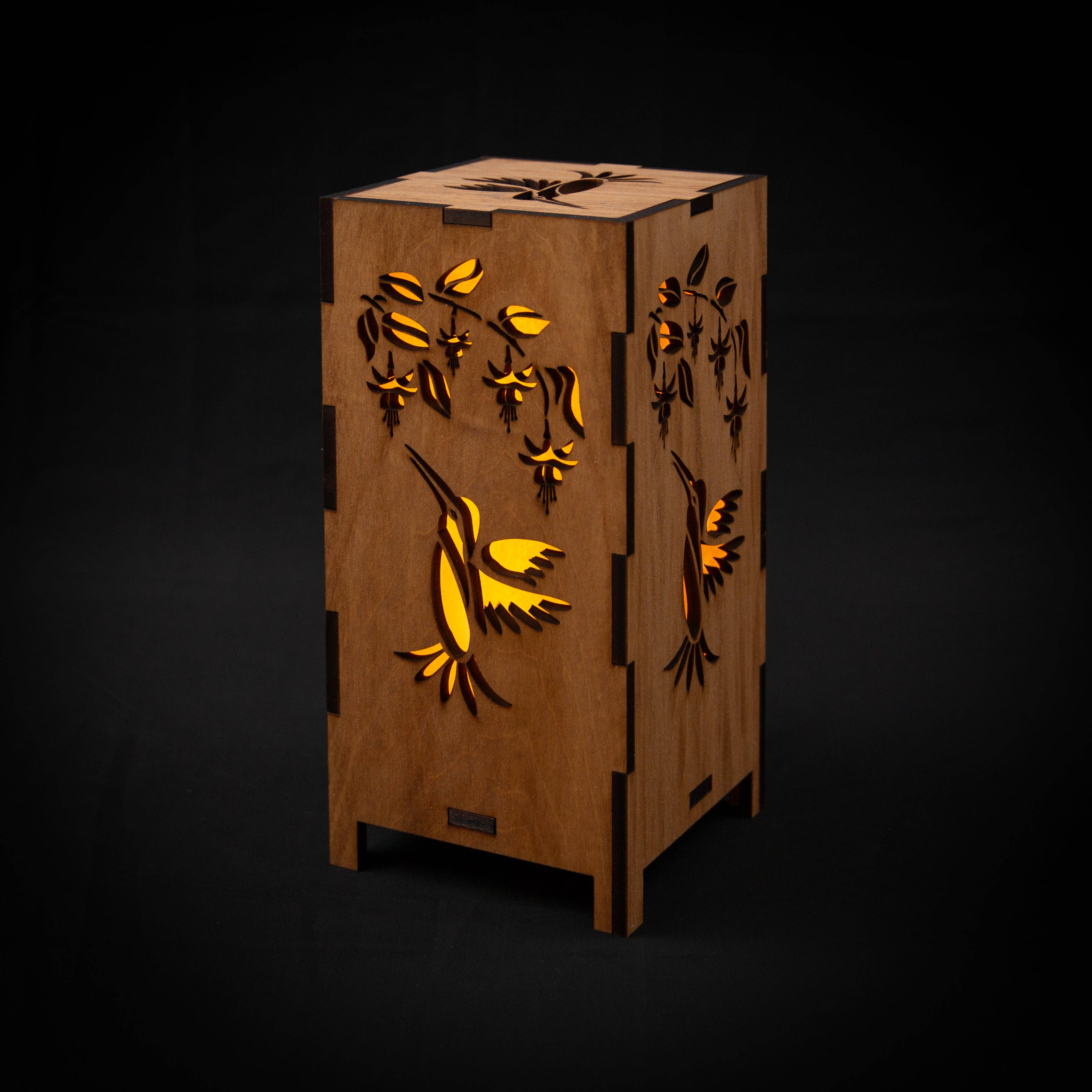 REMOVED BRAND – Lampião por atacado – Lanterna beija-flor em madeira com várias opções de luz LED6