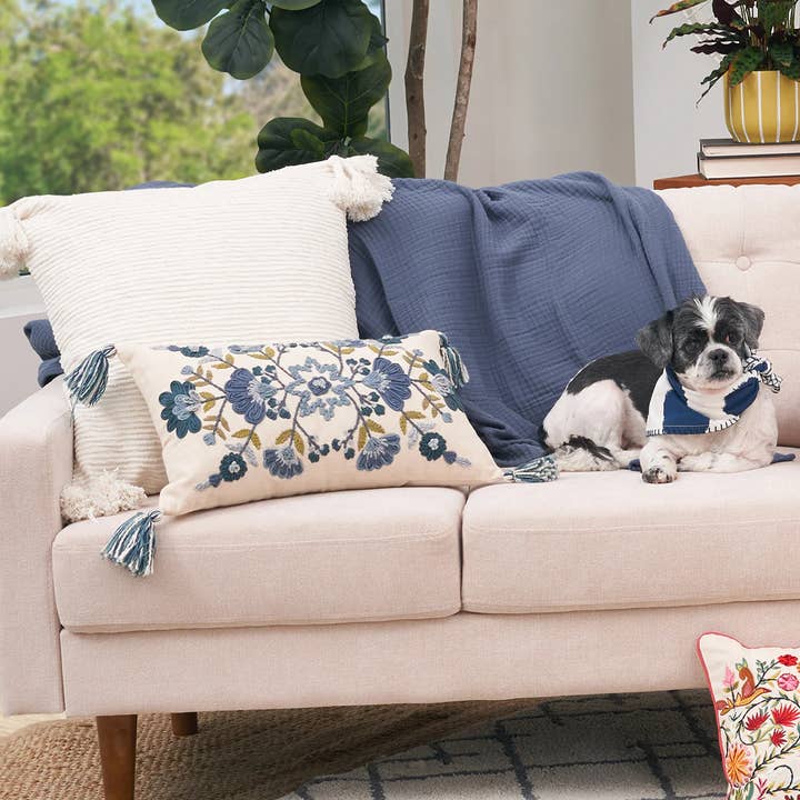 carol & frank - Wholesale Throw/Decorative Pillow - Bray Floral Tassel Throw Pillow2