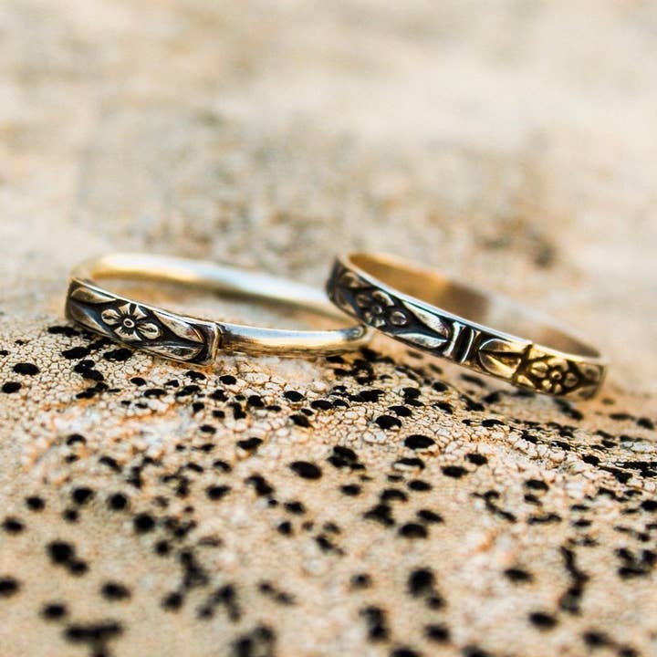 Dazed and Topazed - Wholesale Band/Stacked Ring - Zion Desert Flower Ring0