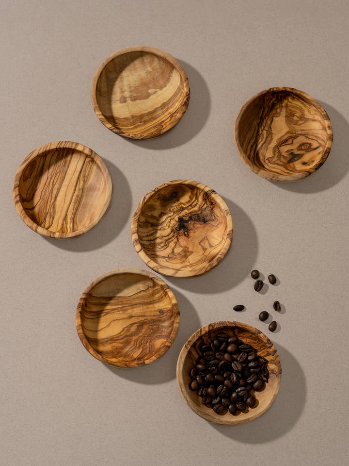 Ramkin in legno d'ulivo naturale per la vendita all'ingrosso da parte di GHARYAN Stoneware & Olive Wood Tableware | Ships from USA