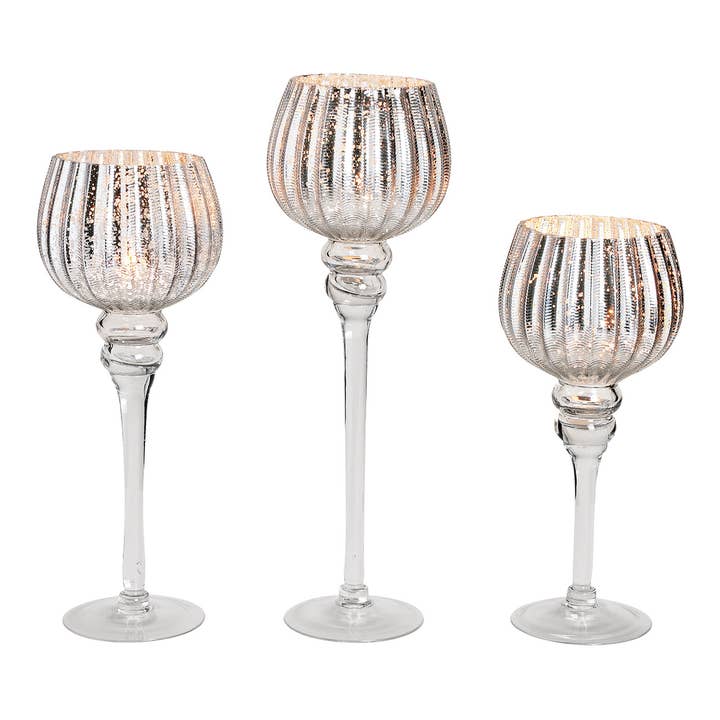 Ensemble de photophores calice cannelé, 30, 35, 40 cm x Ø13cm en verre argenté, ensemble de 3 pièces pour la vente par Wurm