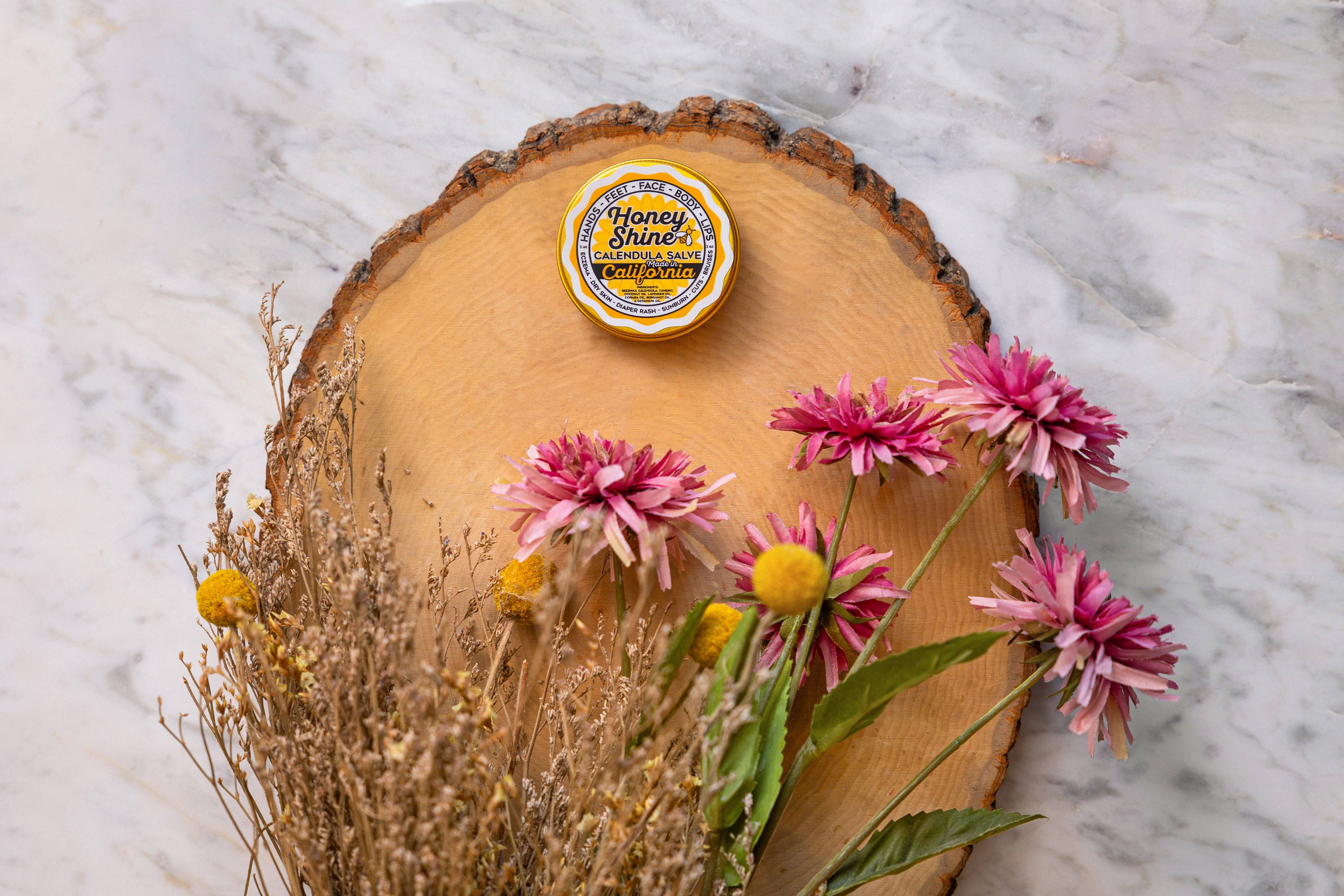 Honey Shine Calendula | Danielle Rae Calendula Co - Vendita all'ingrosso Unguenti/Balsami/Creme curative - Unguento alla calendula Honey Shine6