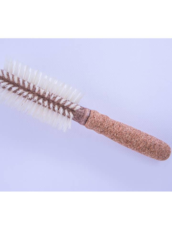 The Gigi Brush Medium for wholesale by The Bristle Brush Company London ltd