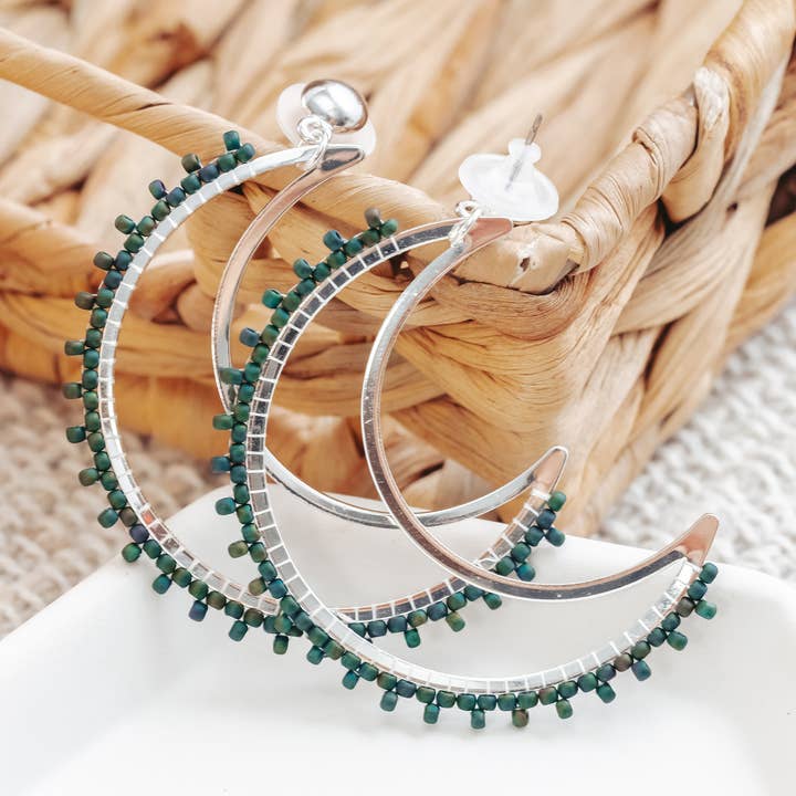 Boho Örhängen, Pärlstav Örhängen, Moon för wholesale av Magnolia & Clover